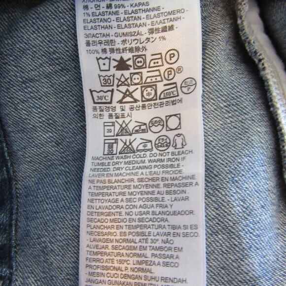 Levi's Blue Trucker Jean Jacket Size Medium - Picture 7 of 7